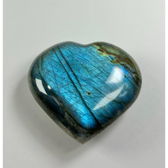 Labradorite Heart Shaped Paperweight Hand Carved Iridescent Crystal Gemstone - Picture 1 of 12
